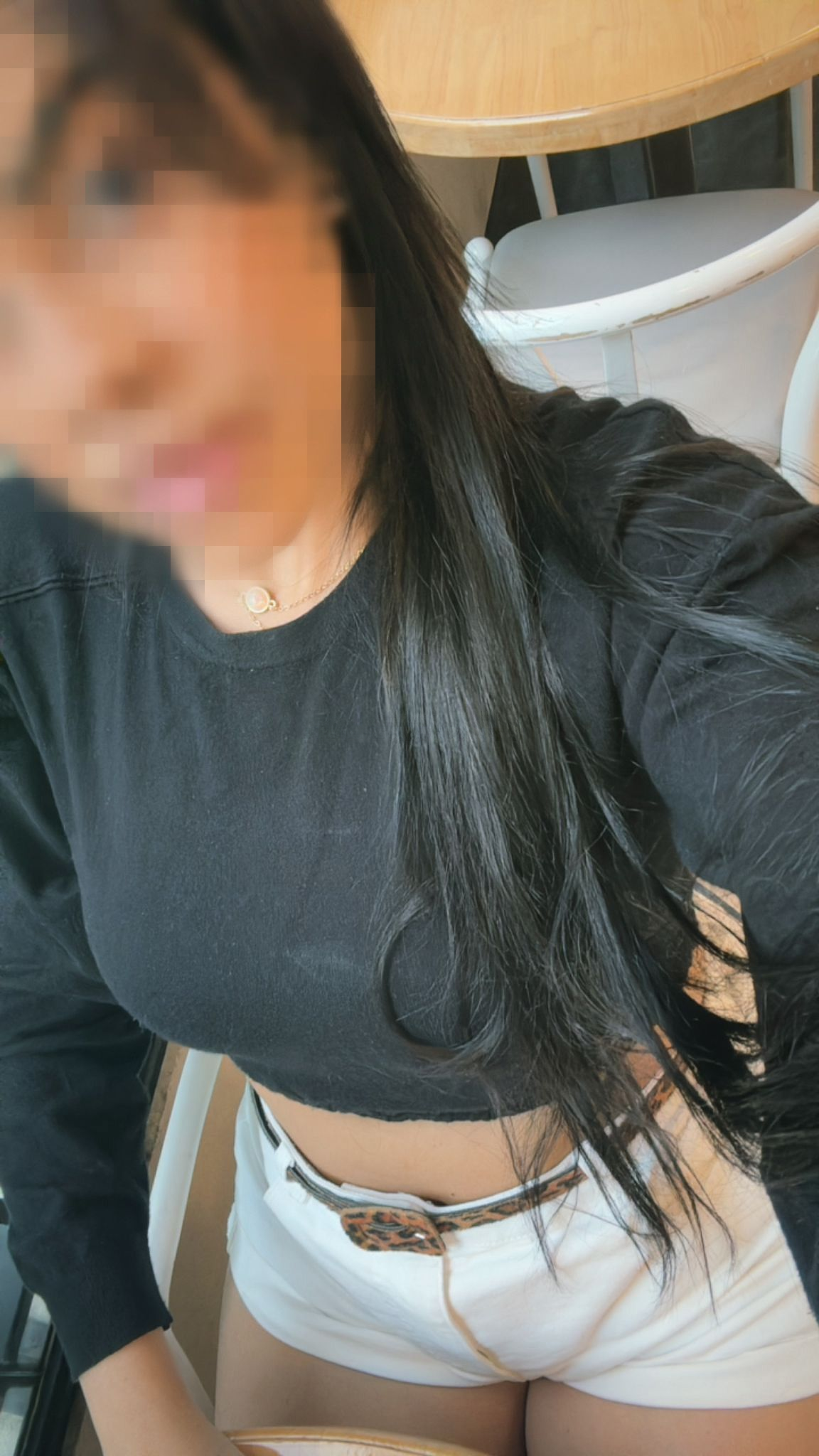 642697220|BIA|Chica