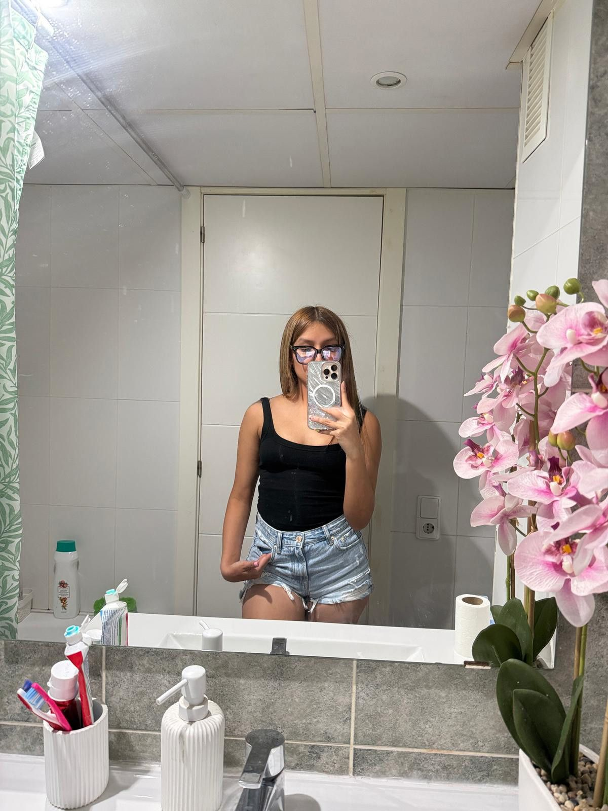 642089413|SARA|Chica