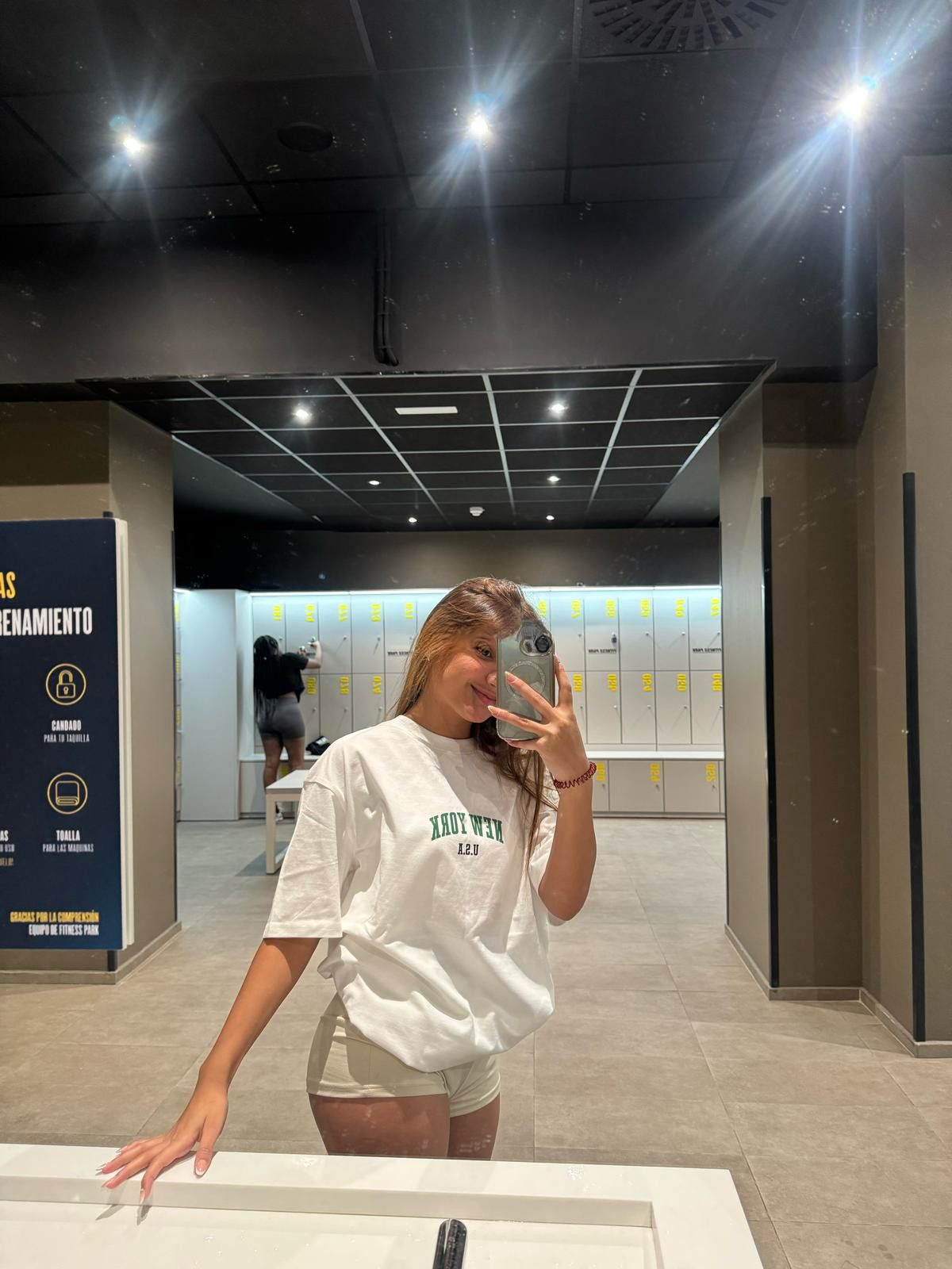642089413|SARA|Chica