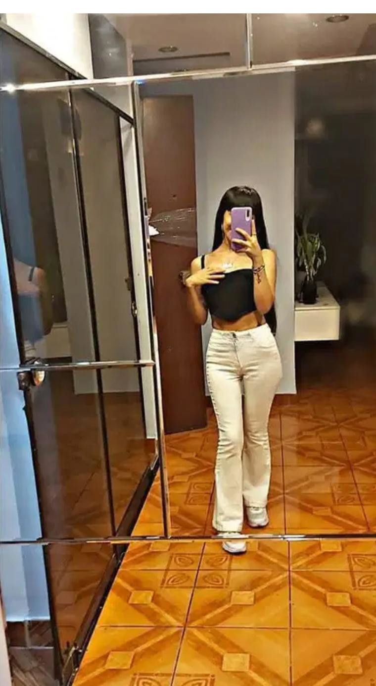 634330137|VICTORIA|Chica