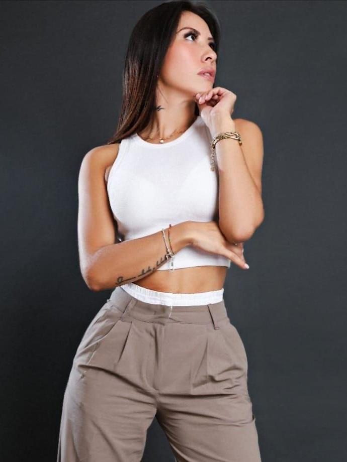671895722|JOHANA|Chica