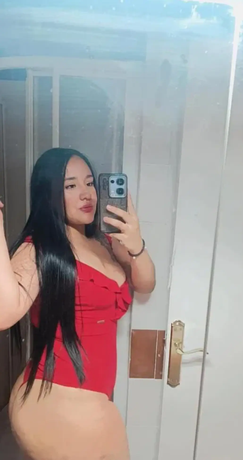643573092|OLIVA|Chica