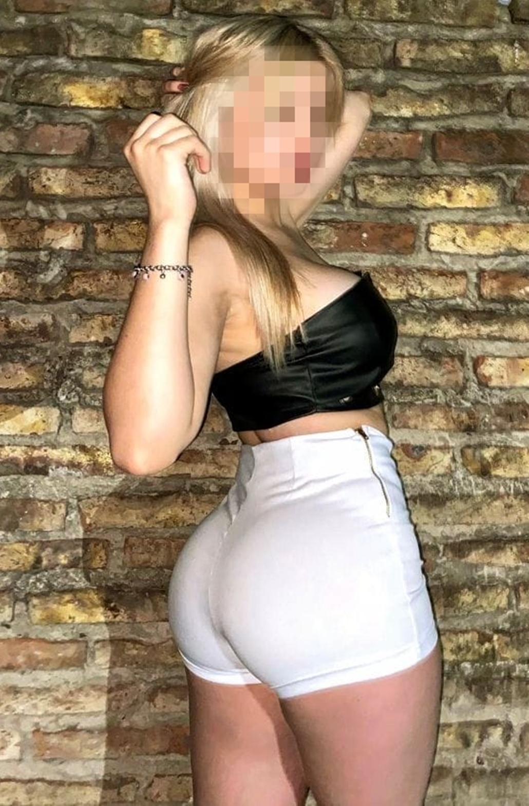 632248601|ALBA|Chica