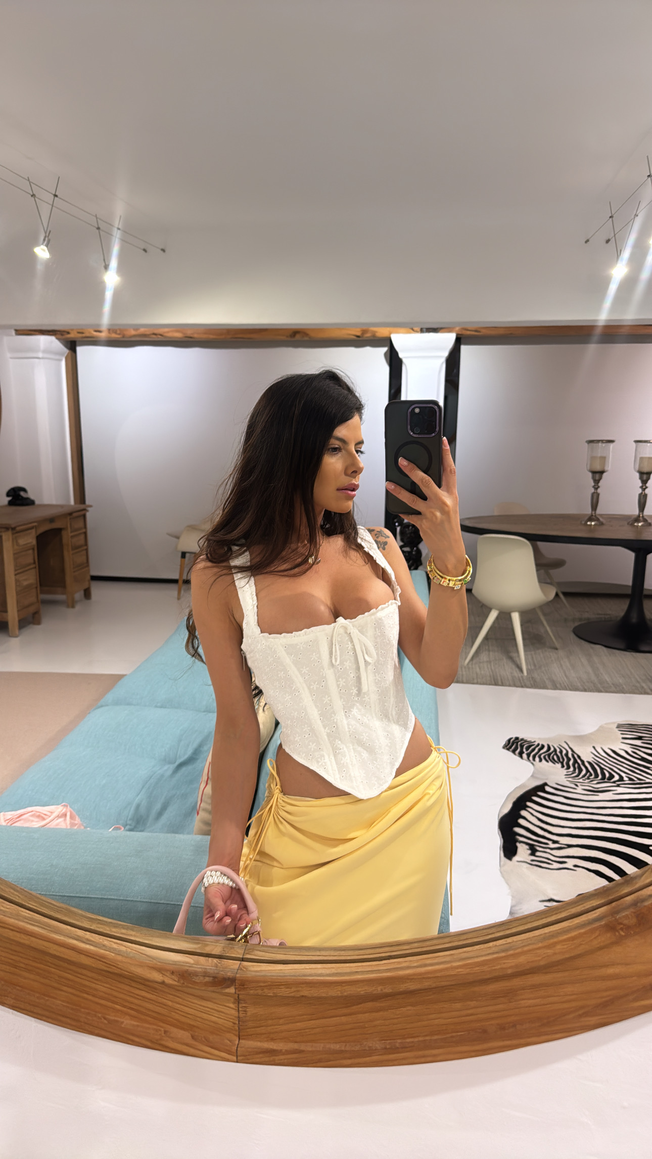 627499105|NINA CAMPOS|Chica