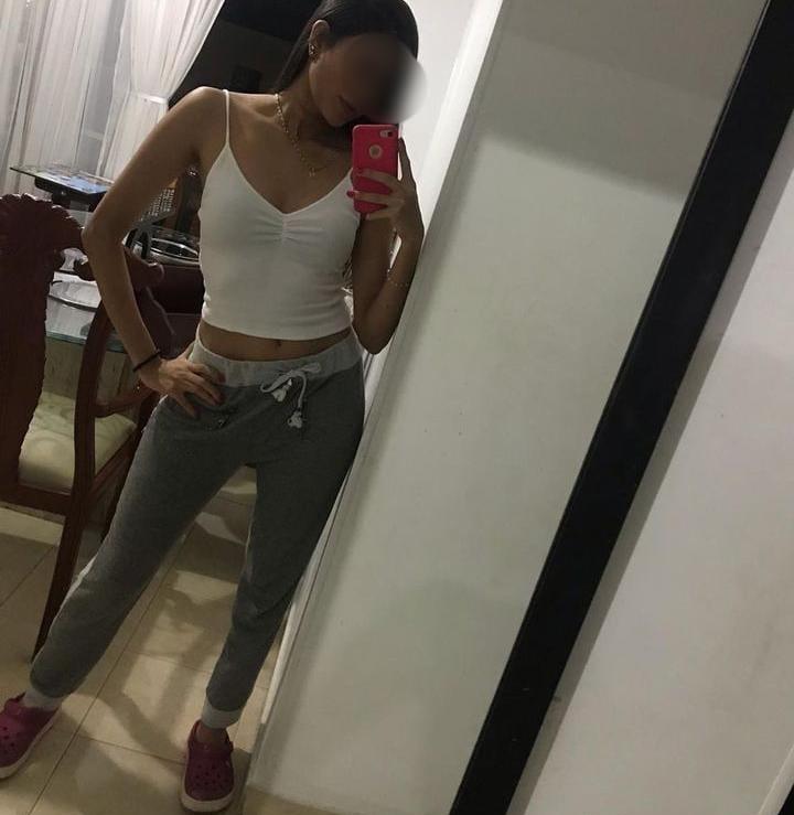 632130588|ANGELS|Chica