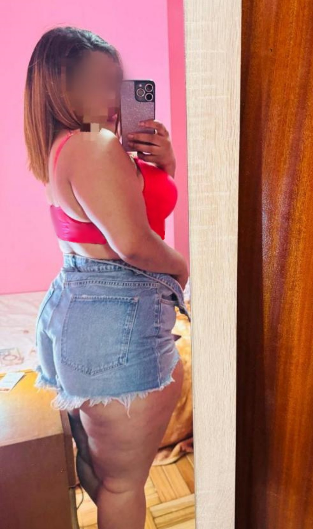 682334761|CRISTAL|Chica