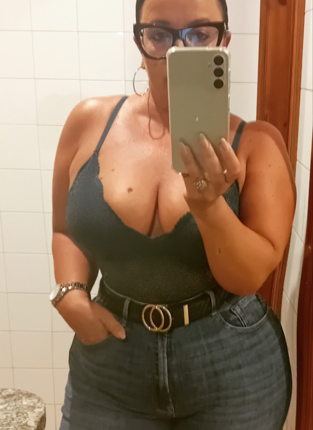 651112225|LUCI|Chica