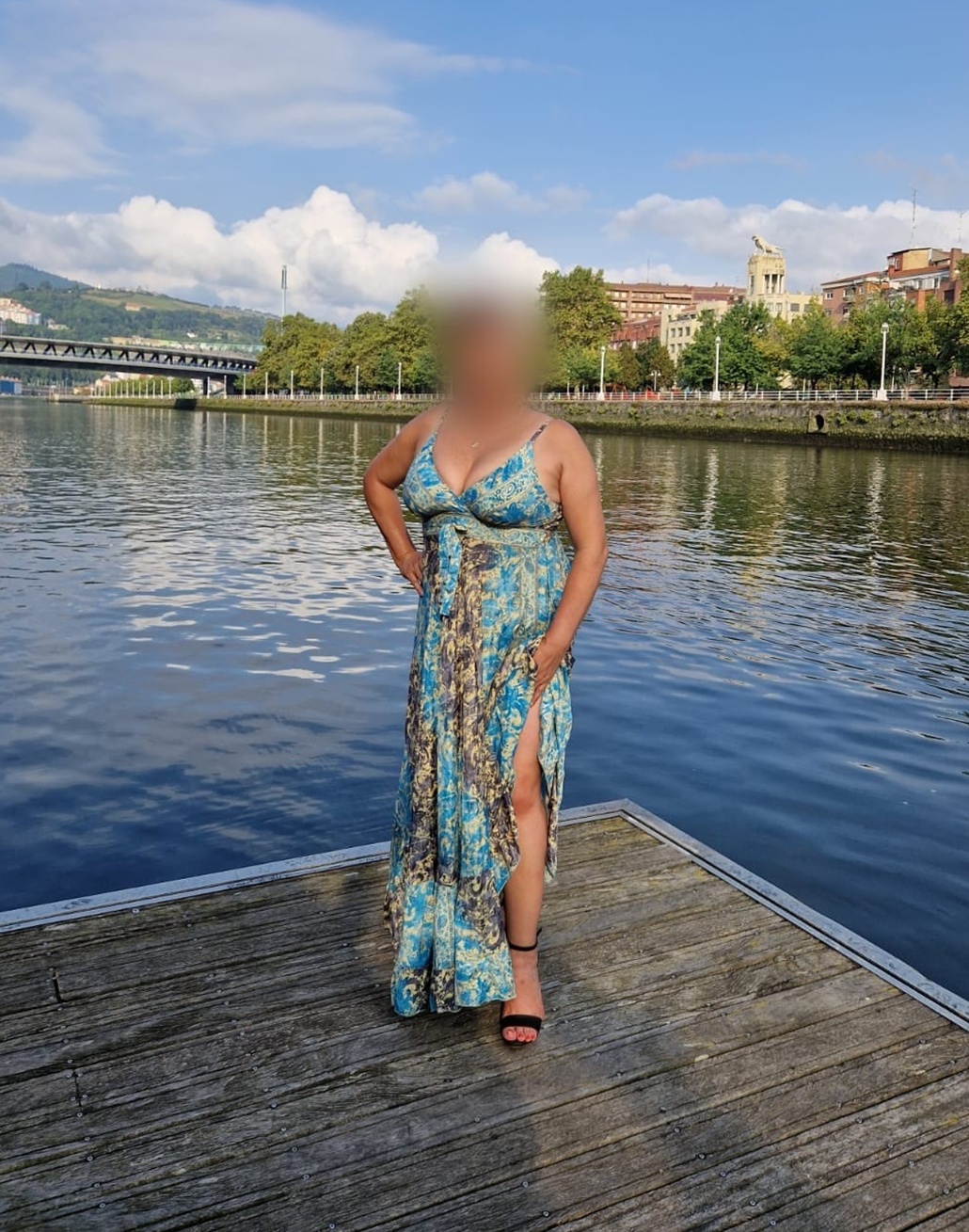 658713943|ANA|Escort