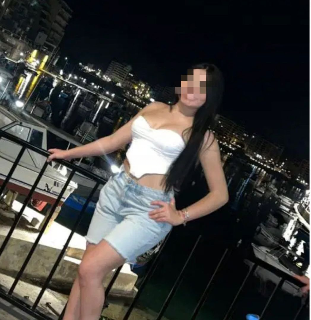 641757301|MARIANA|Chica