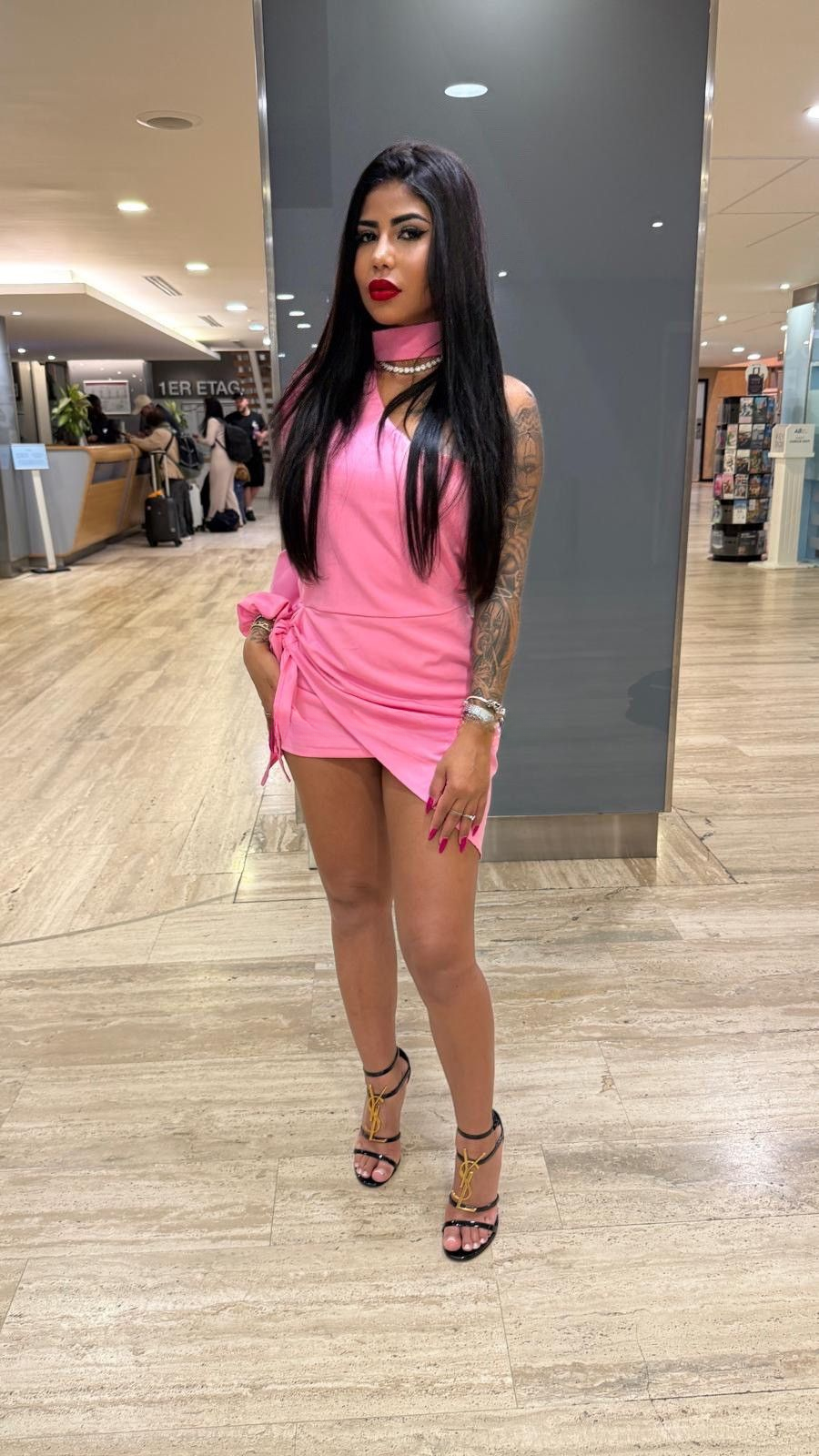 632939536|SOFI|Chica