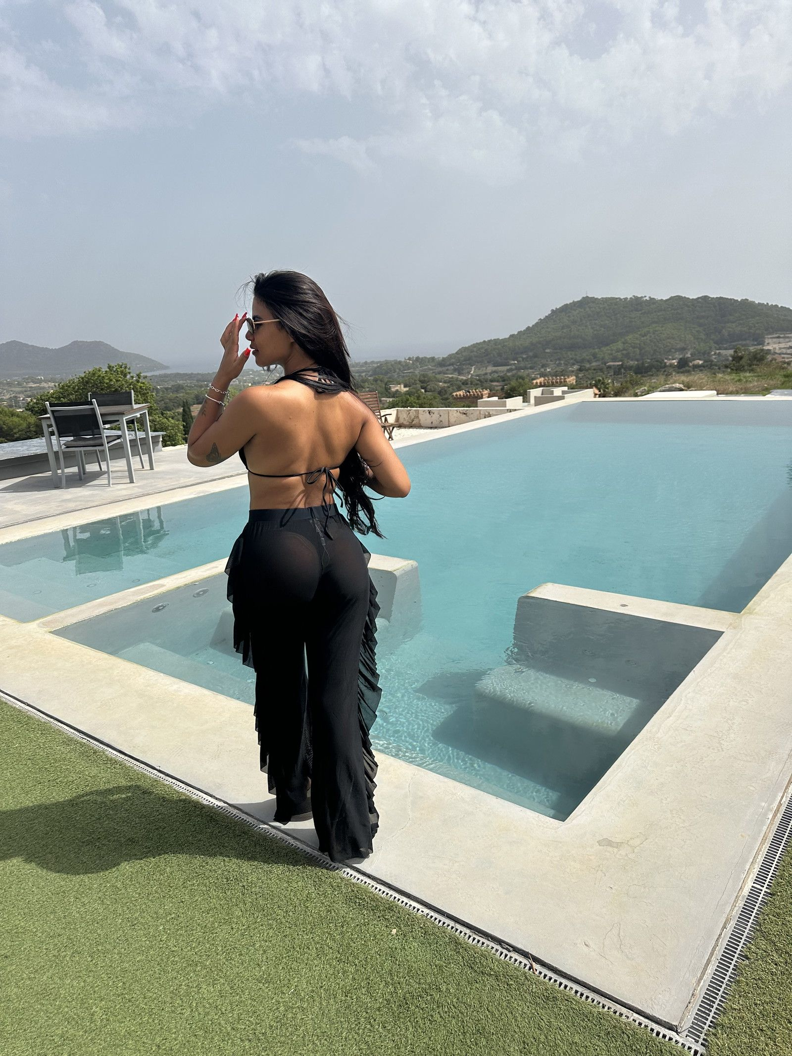 632939536|SOFI|Chica