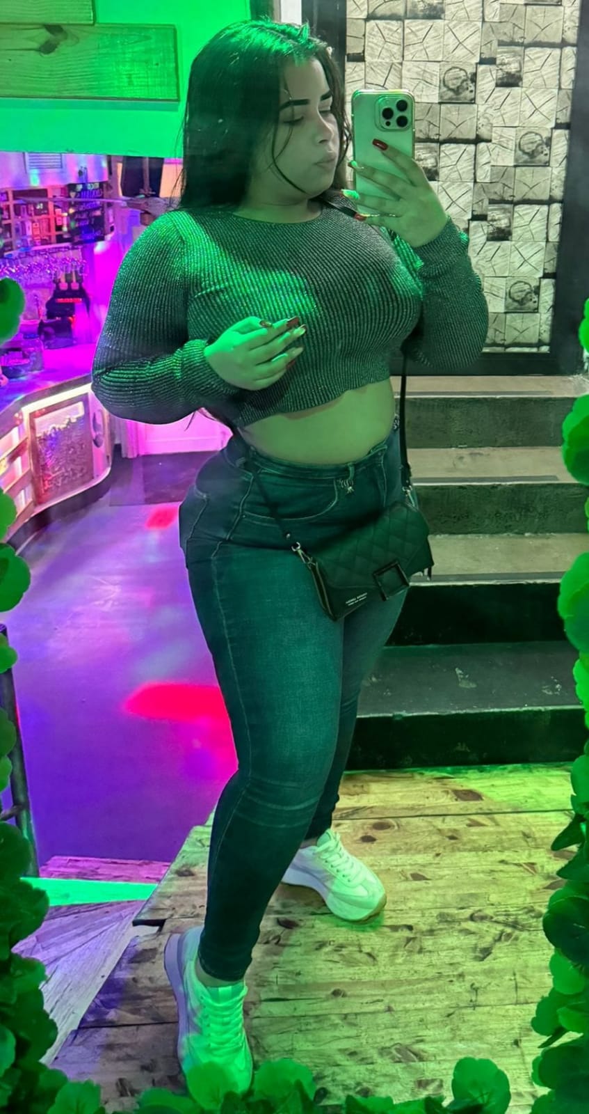 642571443|KARLA|Chica