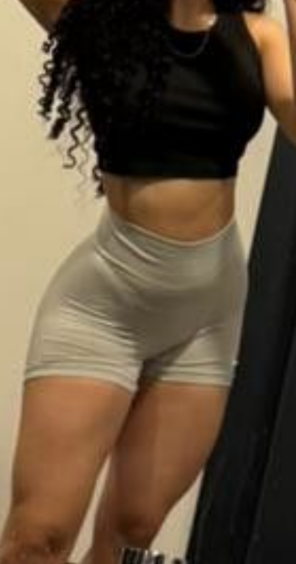 613763111|NICOL|Chica