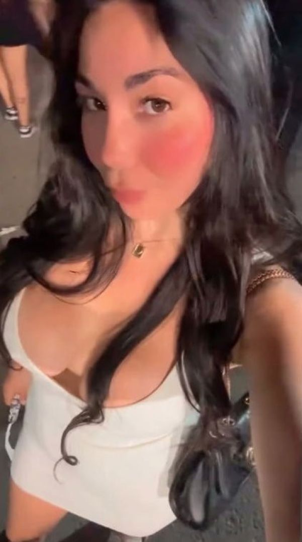 662025881|FLORCITA|Chica