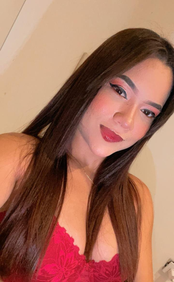 632929888|CATALINA|Chica