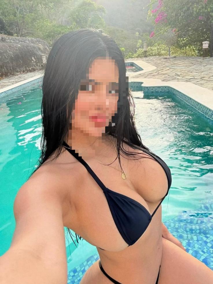 692577494|ALEXIA|Chica