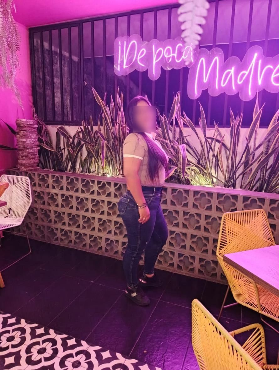 624541951|SOFIA|Chica