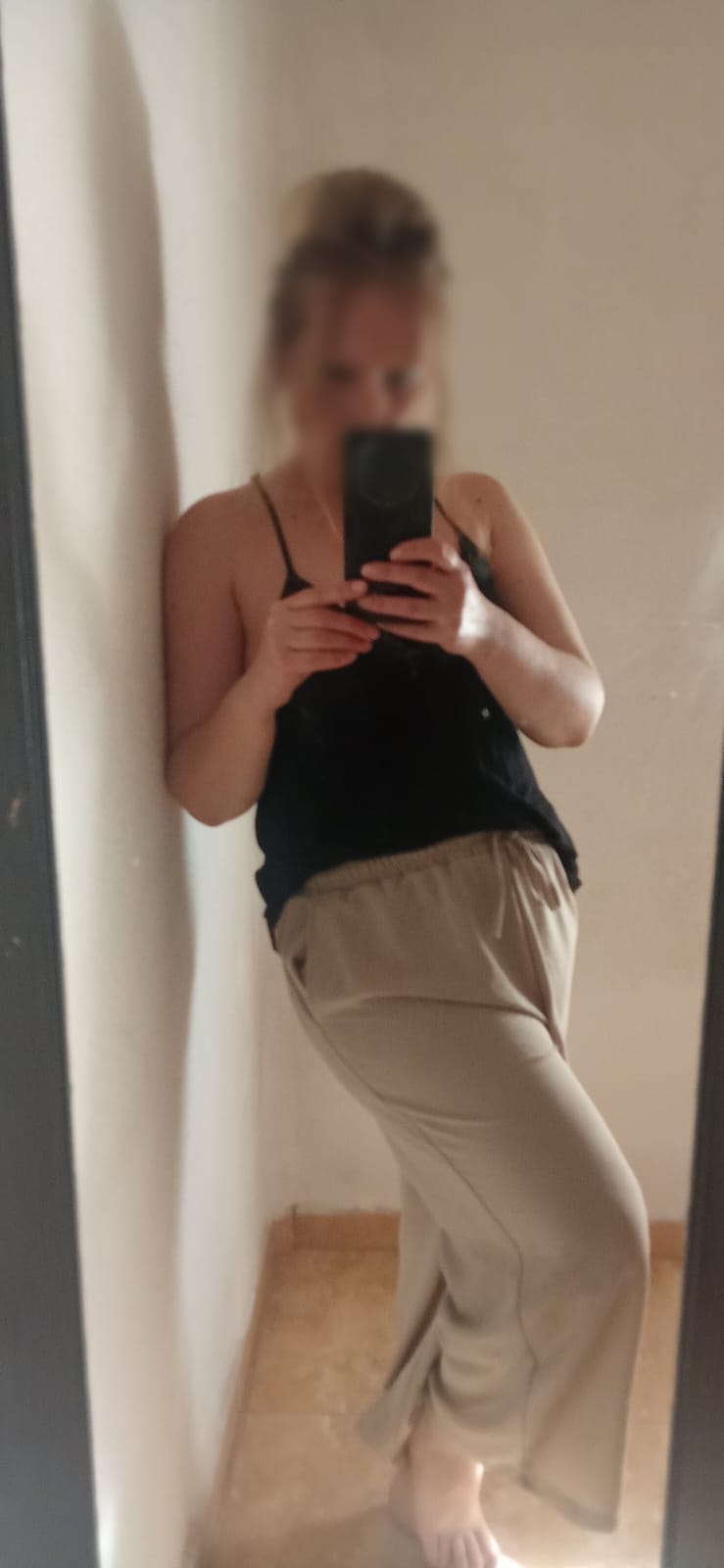 647950637|ANA|Chica