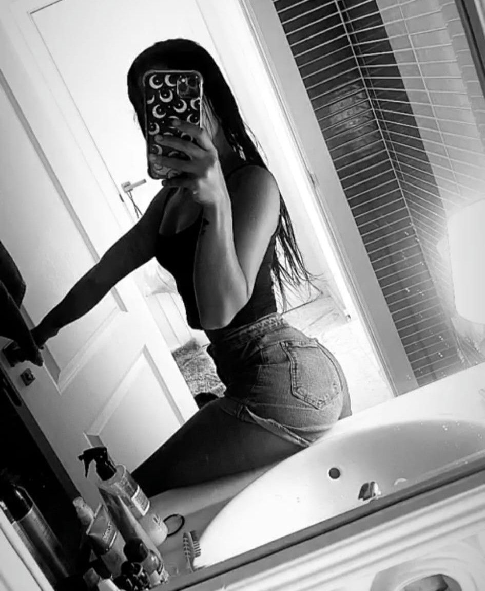 604955629|Luana|Chica