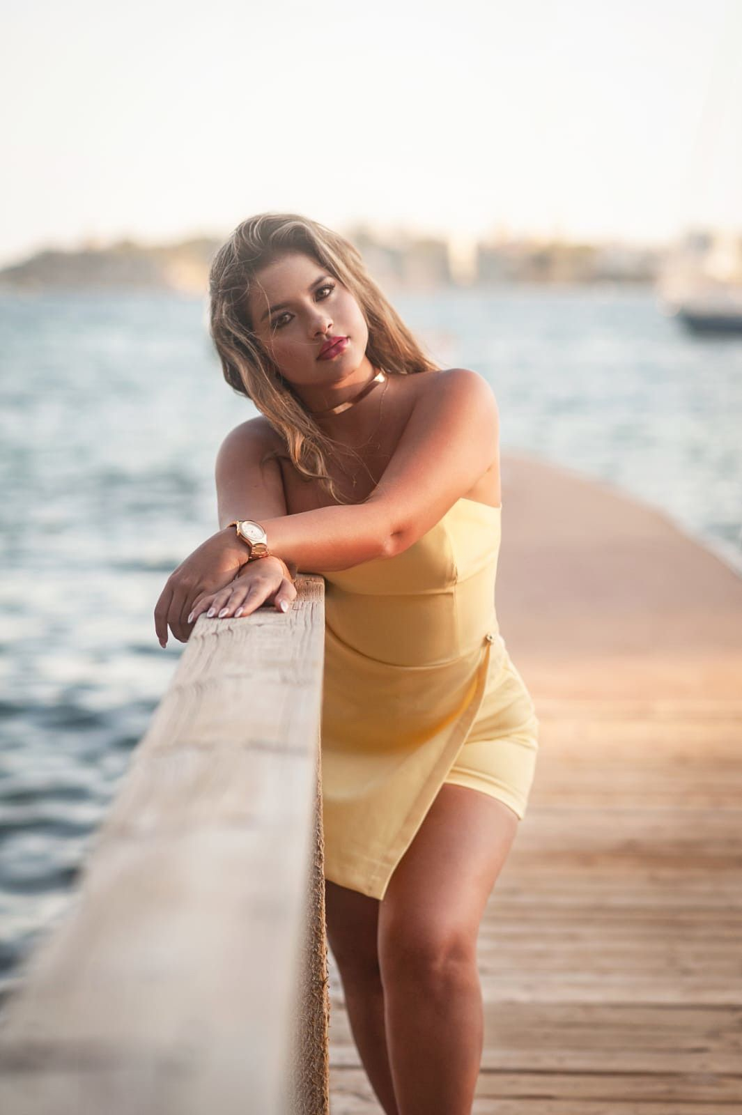 634032864|NIKI|Chica