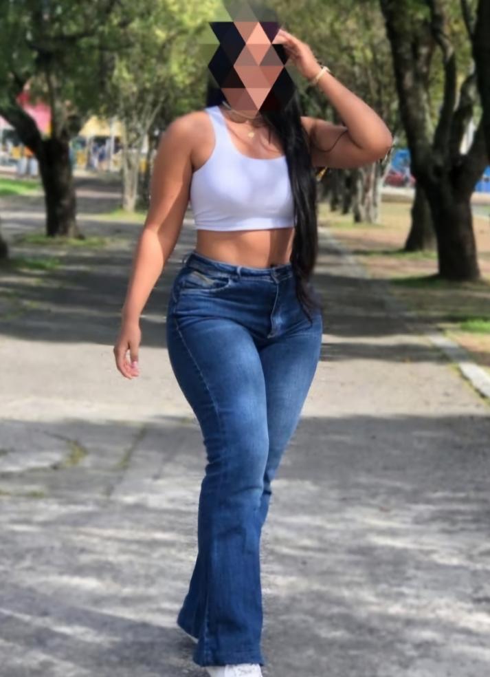 677042850|AMABLE|Chica