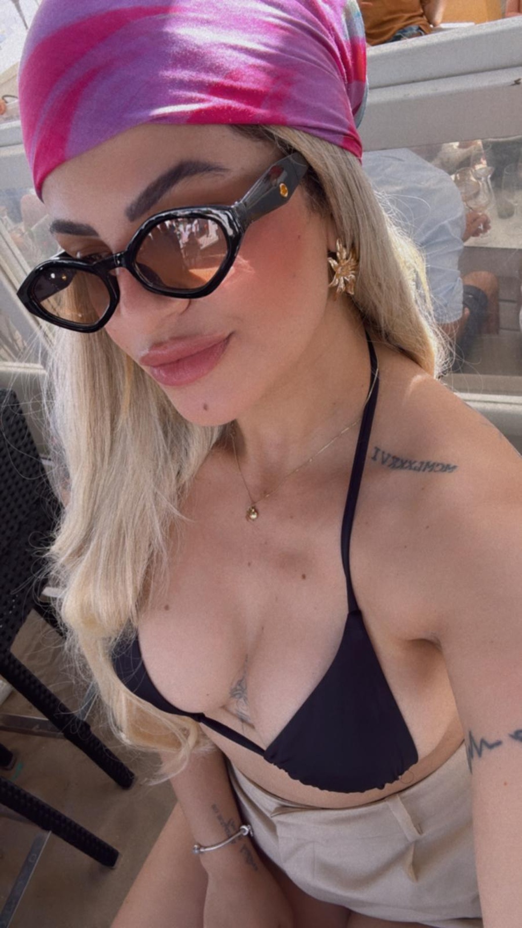 624694100|GRAZIE|Chica
