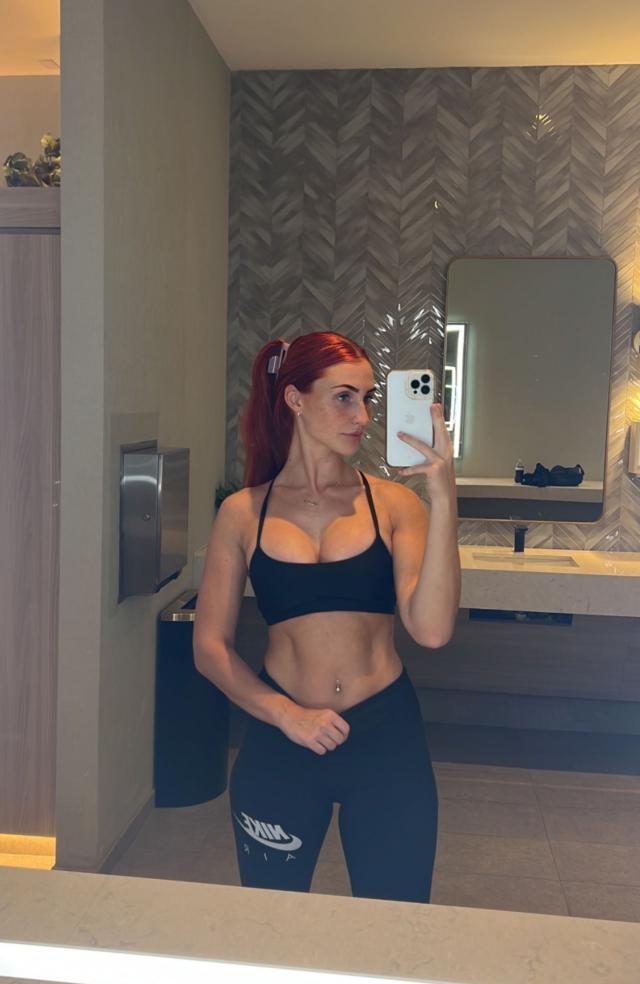 603213992|KELLY|Chica