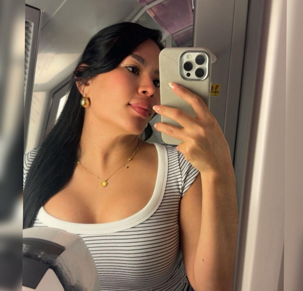 632011425|NICOL|Chica