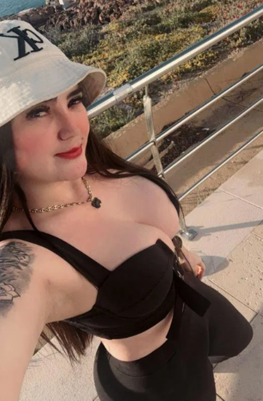 604288246|Isabela|Chica