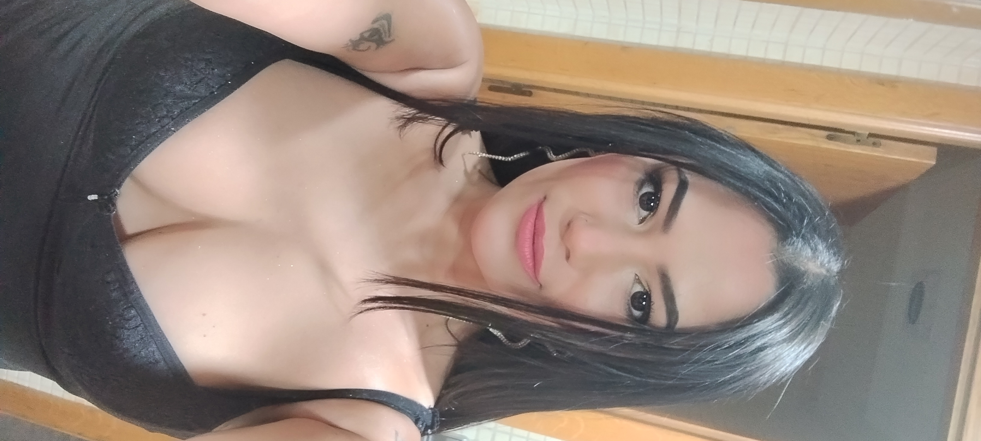 672921490|ASLHY|Chica