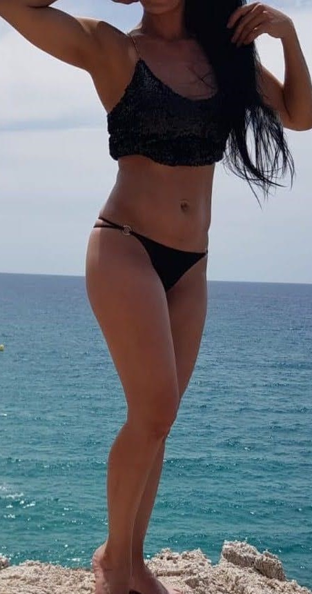 631505863|ANDREA|Chica