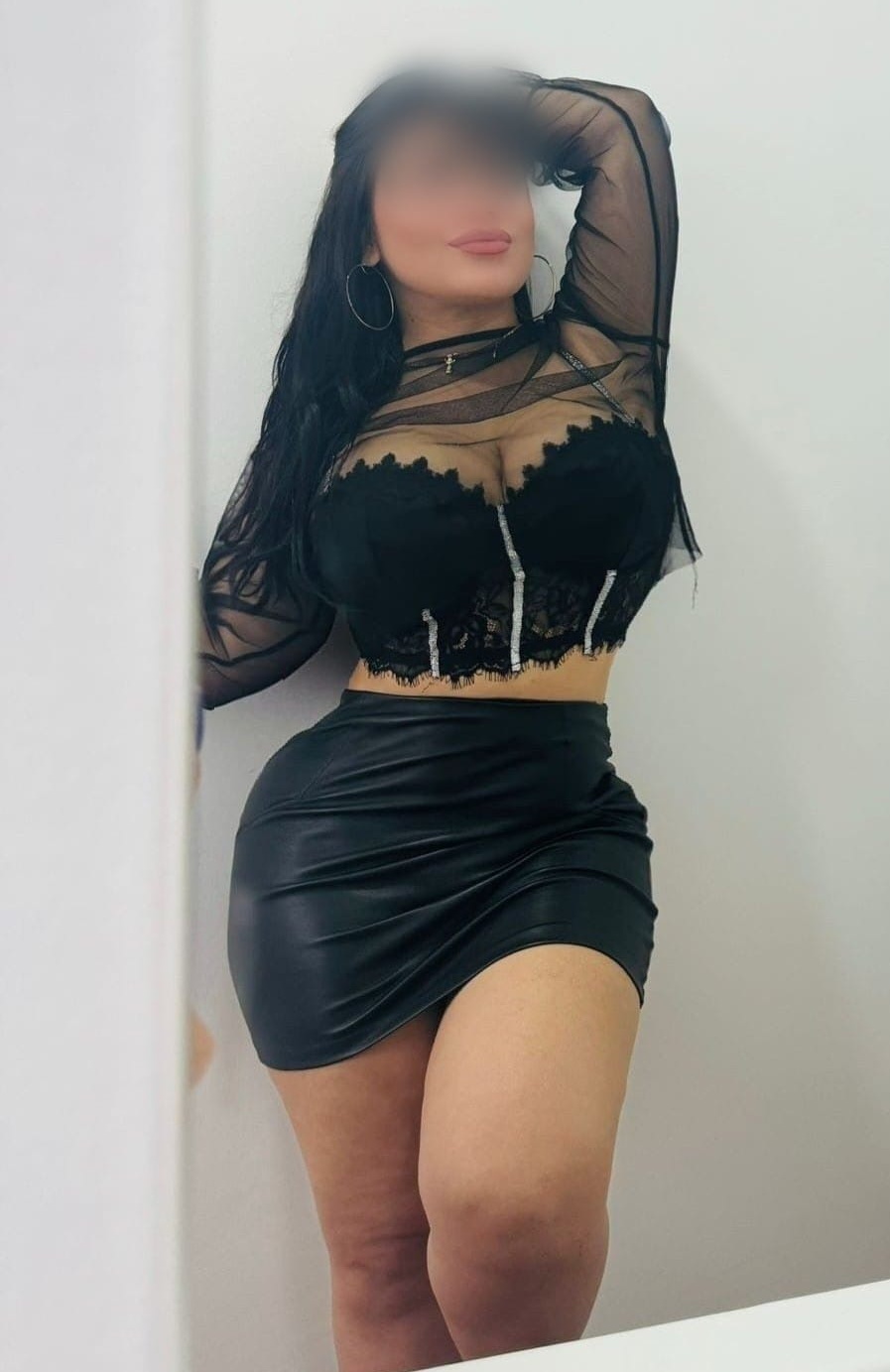 675797030|YUVANNA|Escort