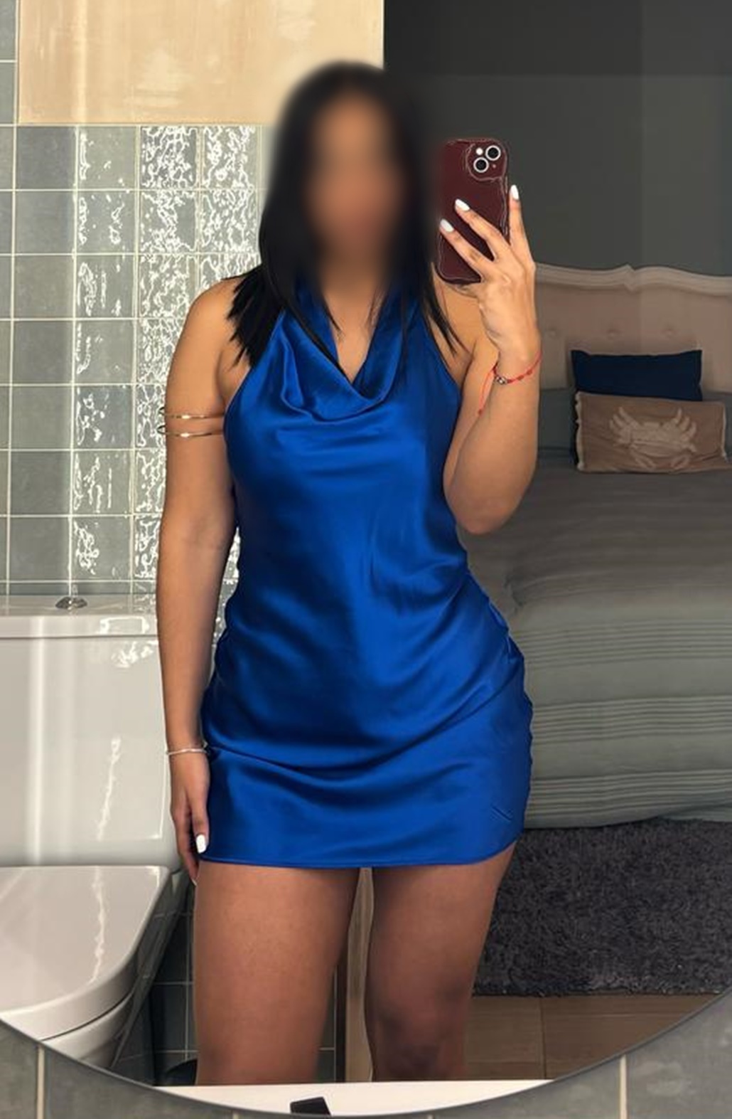 695334552|AGATA|Chica