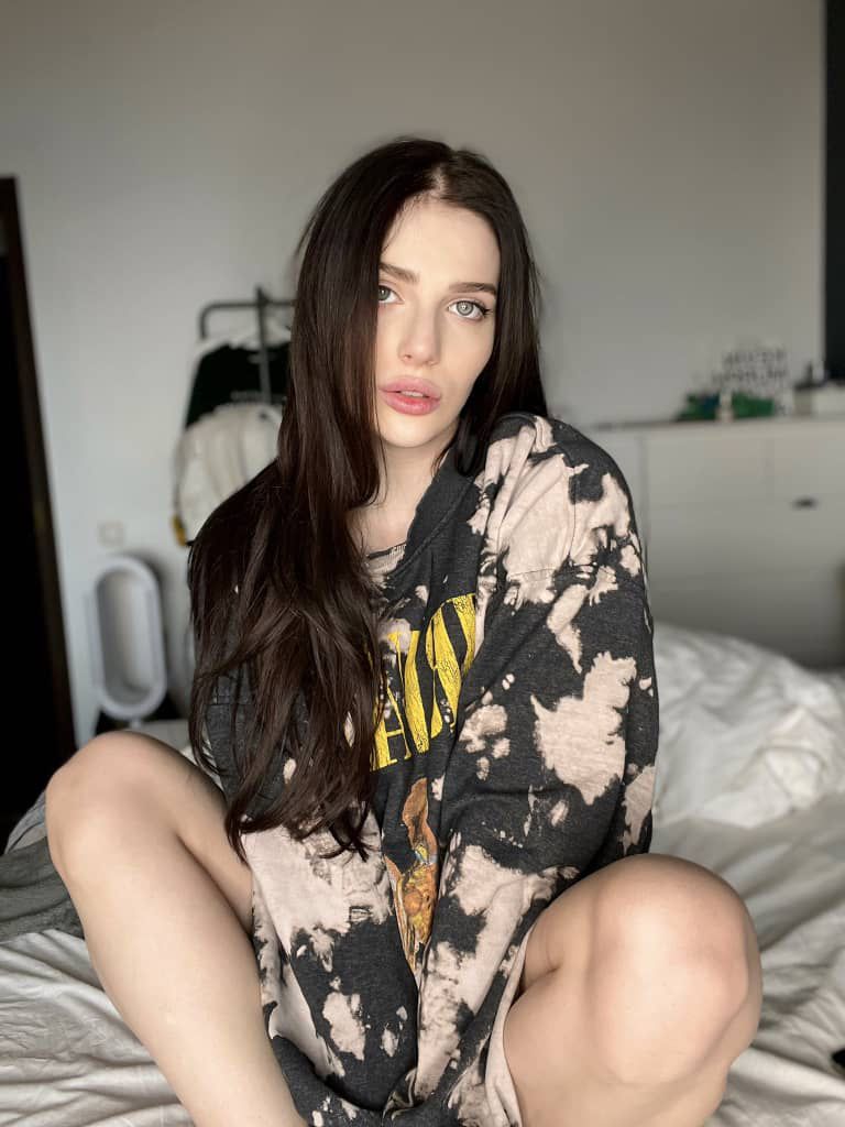 660174684 | LAURA | Puta