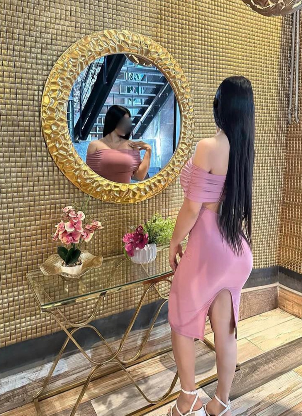 635661136|ALEJANDRA|Chica
