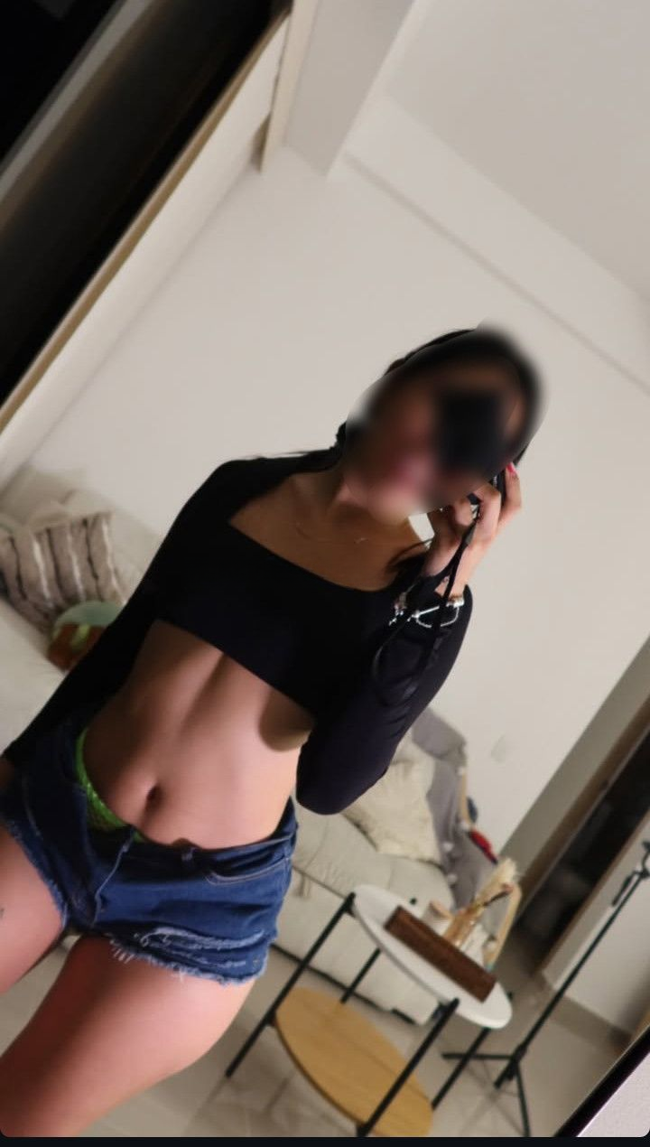 643219430|PAMELA|Chica