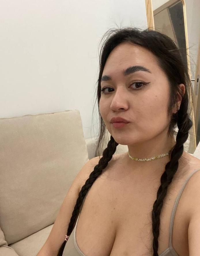 643033584|YESENIA|Chica