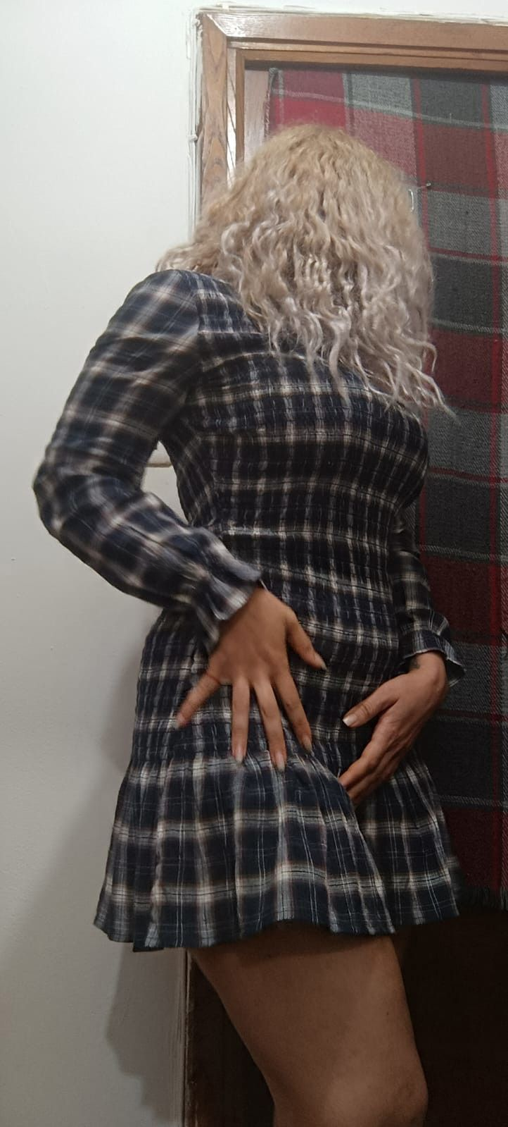 602040699|SILVIA|Chica