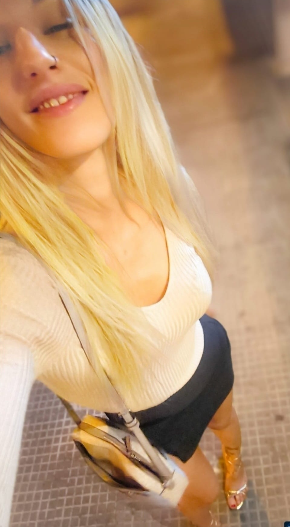 680615957|MONICA MADRILEÑA|Chica