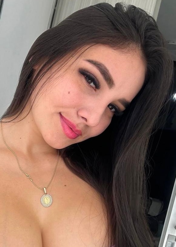 643033254|LILIANA|Chica