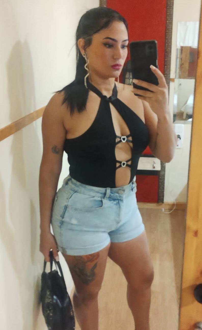 613305473|CHARLOTTE|Chica