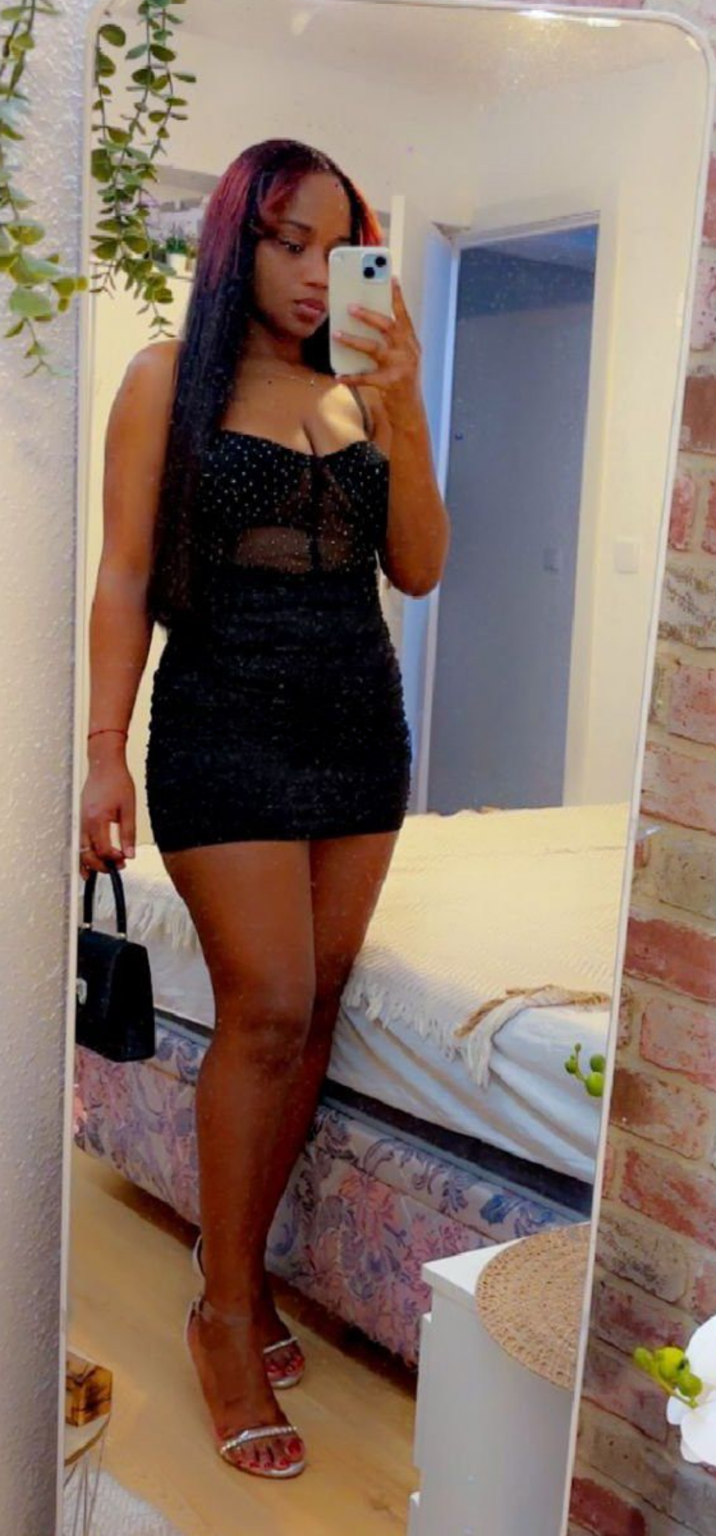 613962475|ISABELLA|Chica