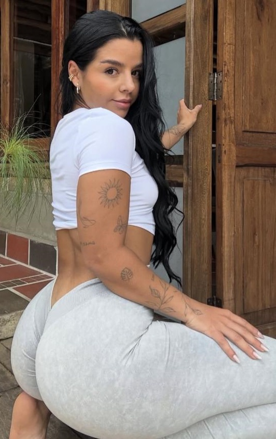 641179435|JUANA|Chica
