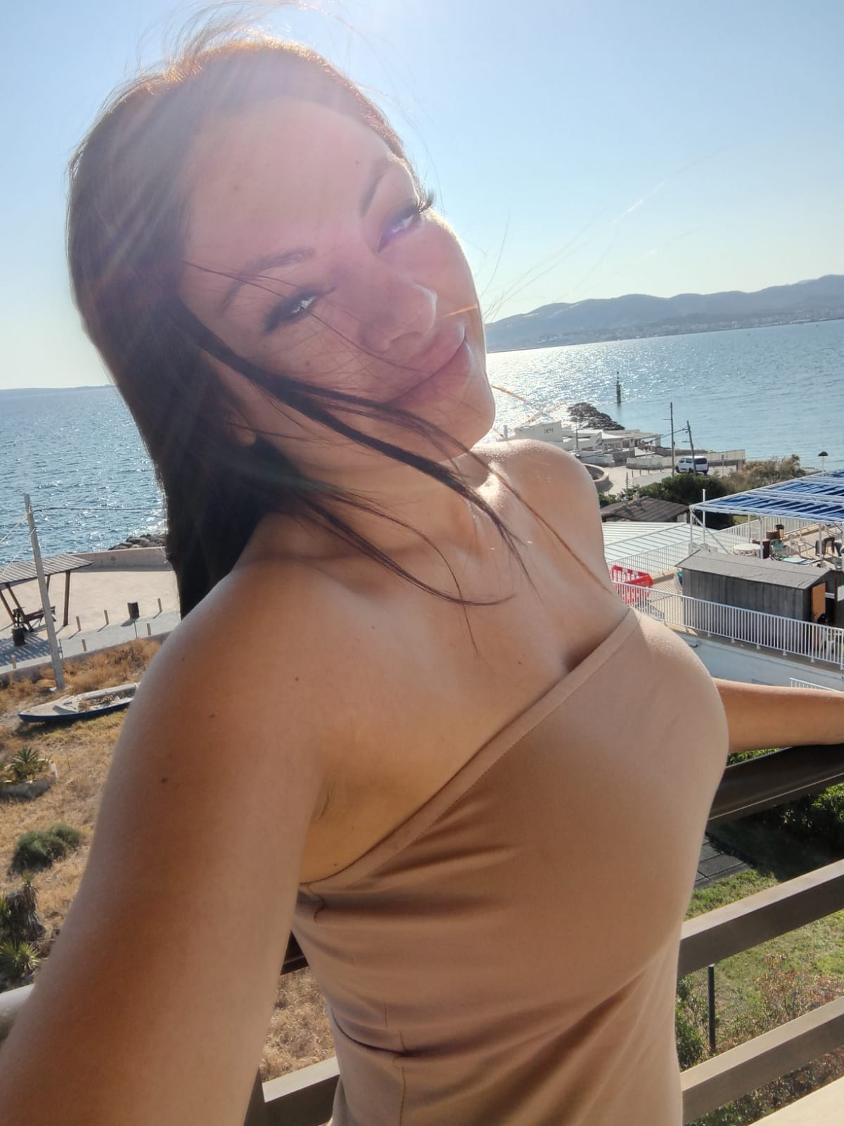 652405487|ANDREA|Chica