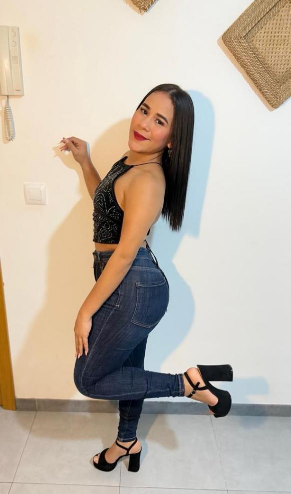 613499479|NANY|Chica
