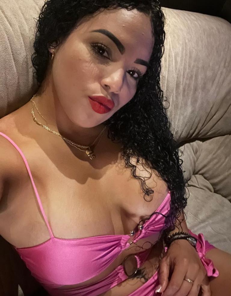 671544530|SARA|Chica