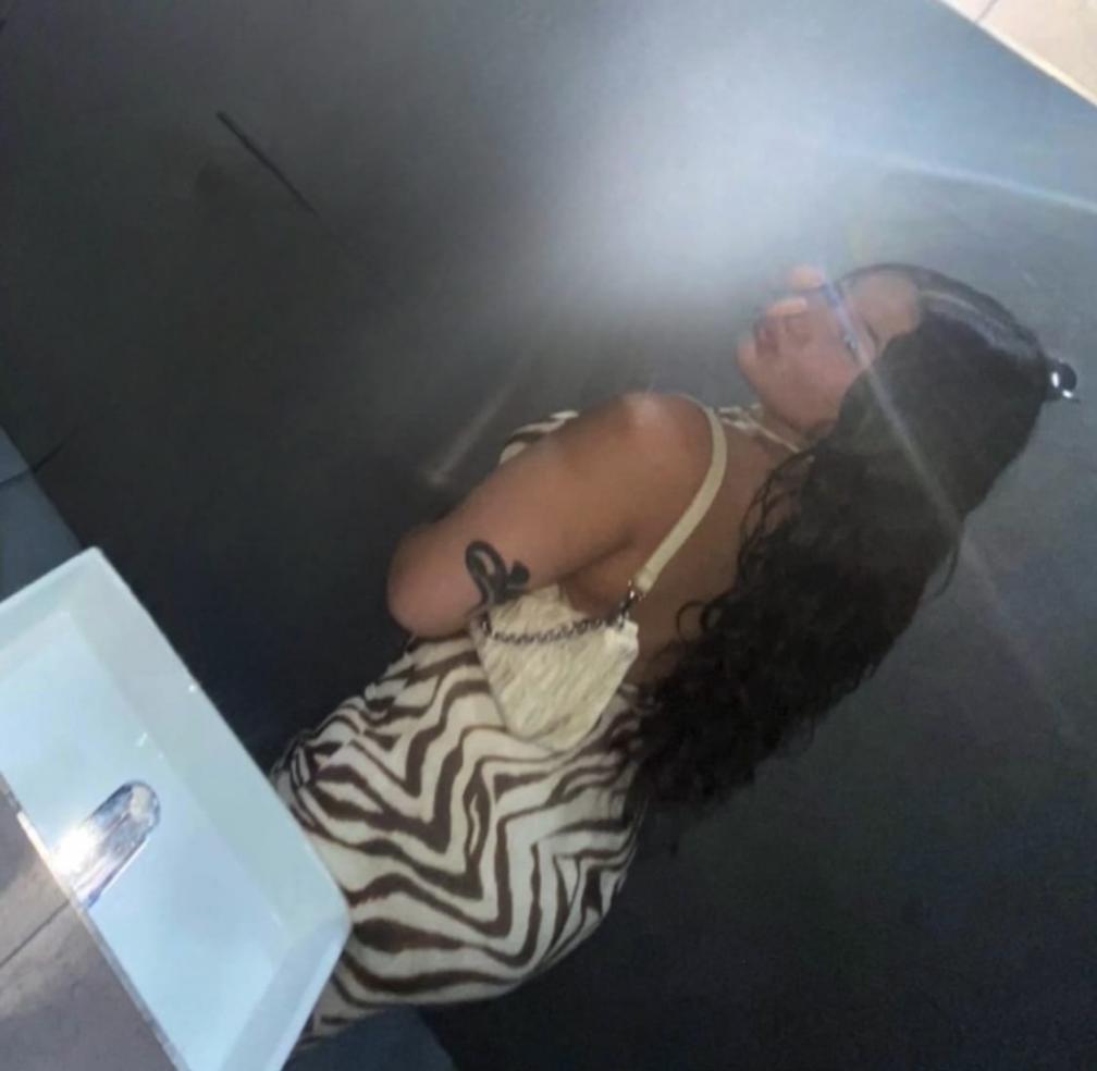 641180362|KARO|Chica