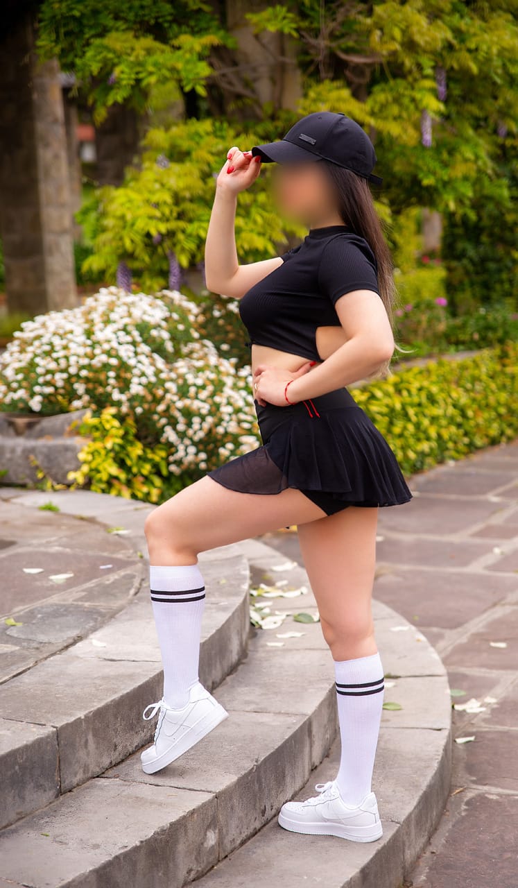 722381361 | ADARA | Chica