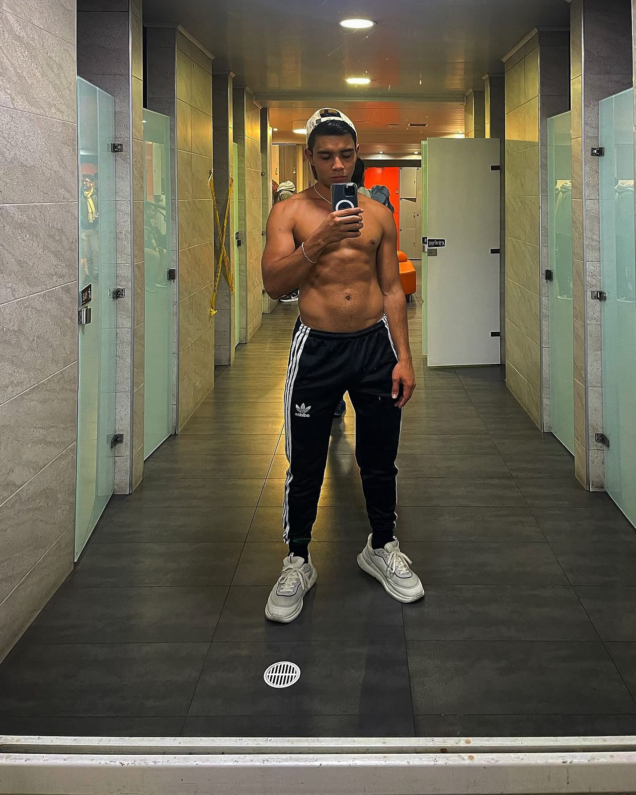 645368094|ALEJANDRO|Chico
