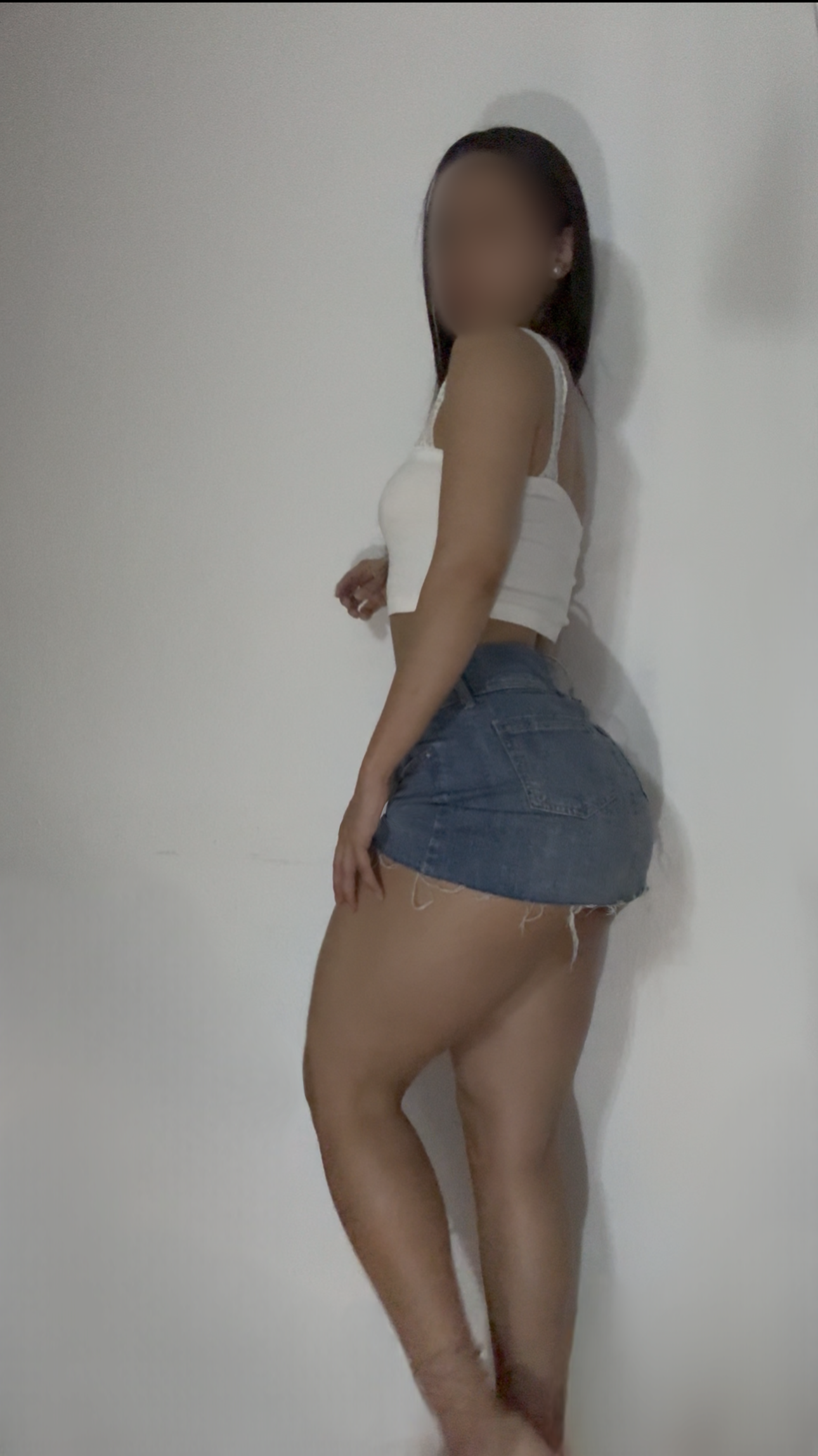 630368790|REBECCA|Chica